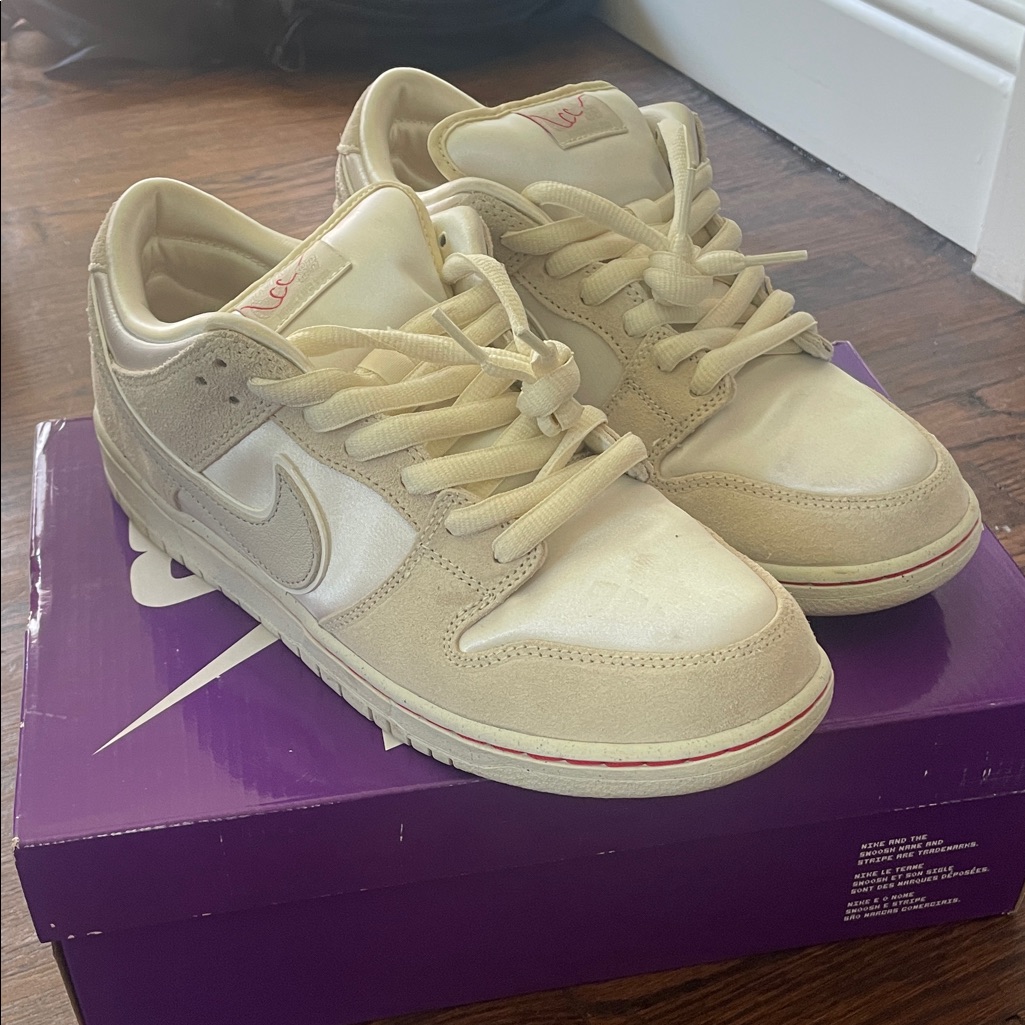 Nike Cream And Tan Low-Top Sneakers